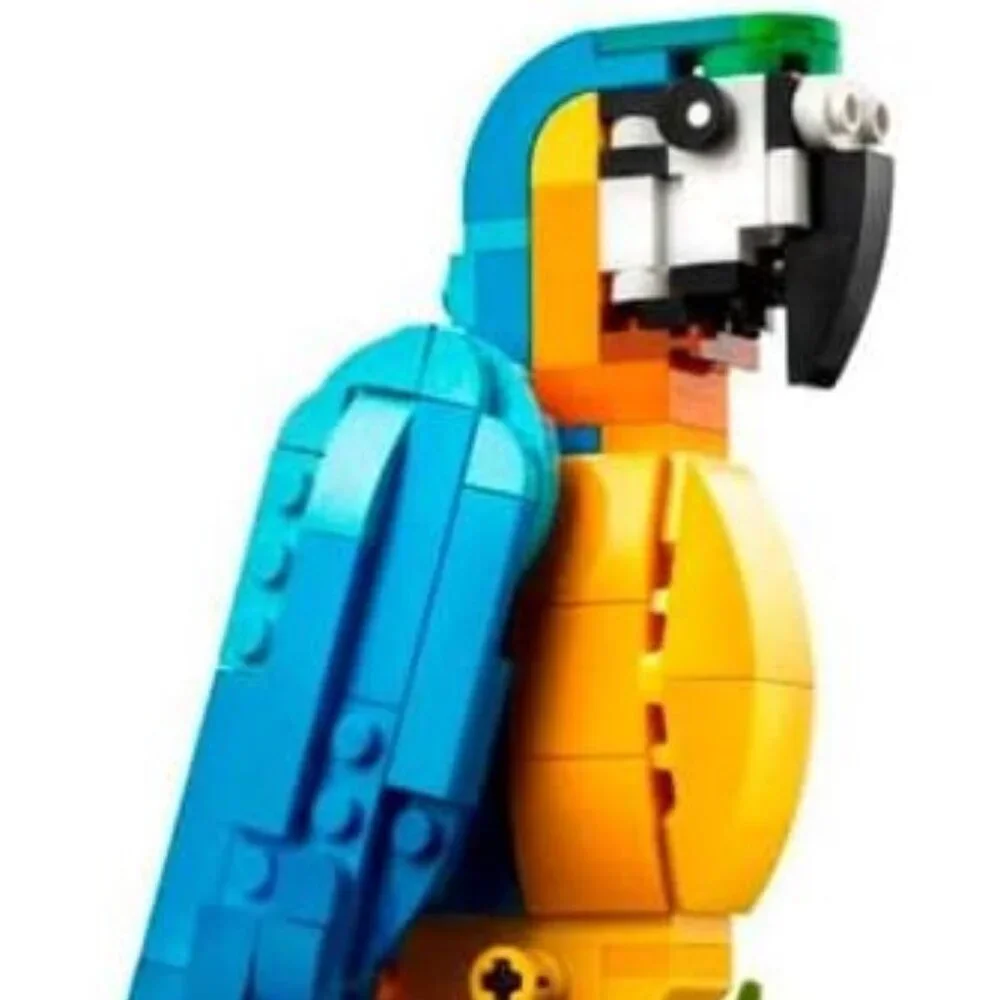 Lego Creator 3in1 Exotic Parrot Macaw Fish Frog Lego Set 253 Pieces EASTER GIFT - Picture 5 of 15